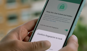 User locking chats using fingerprint with new WhatsApp Chat Lock
