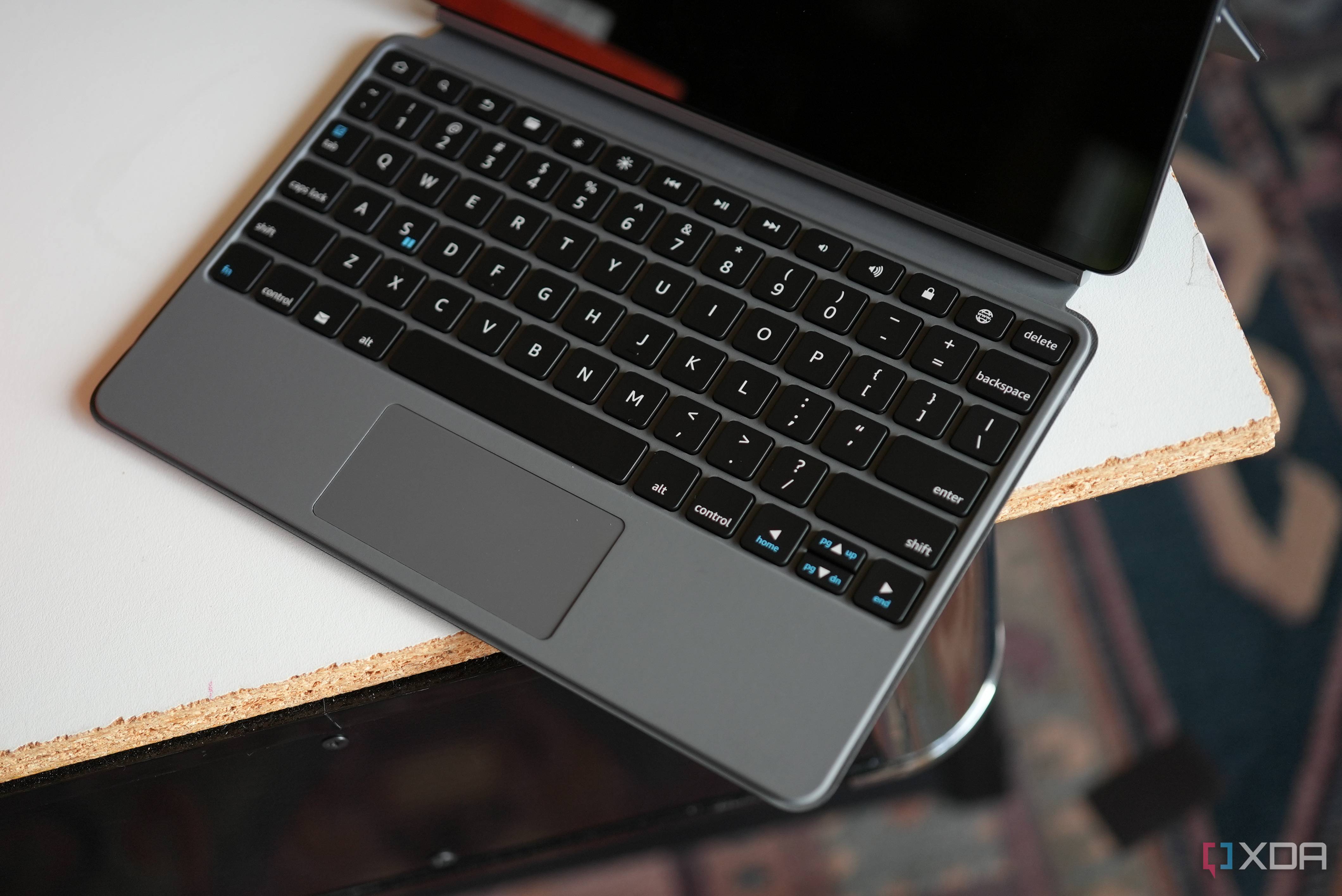 amazon-fire-max-review-202302052