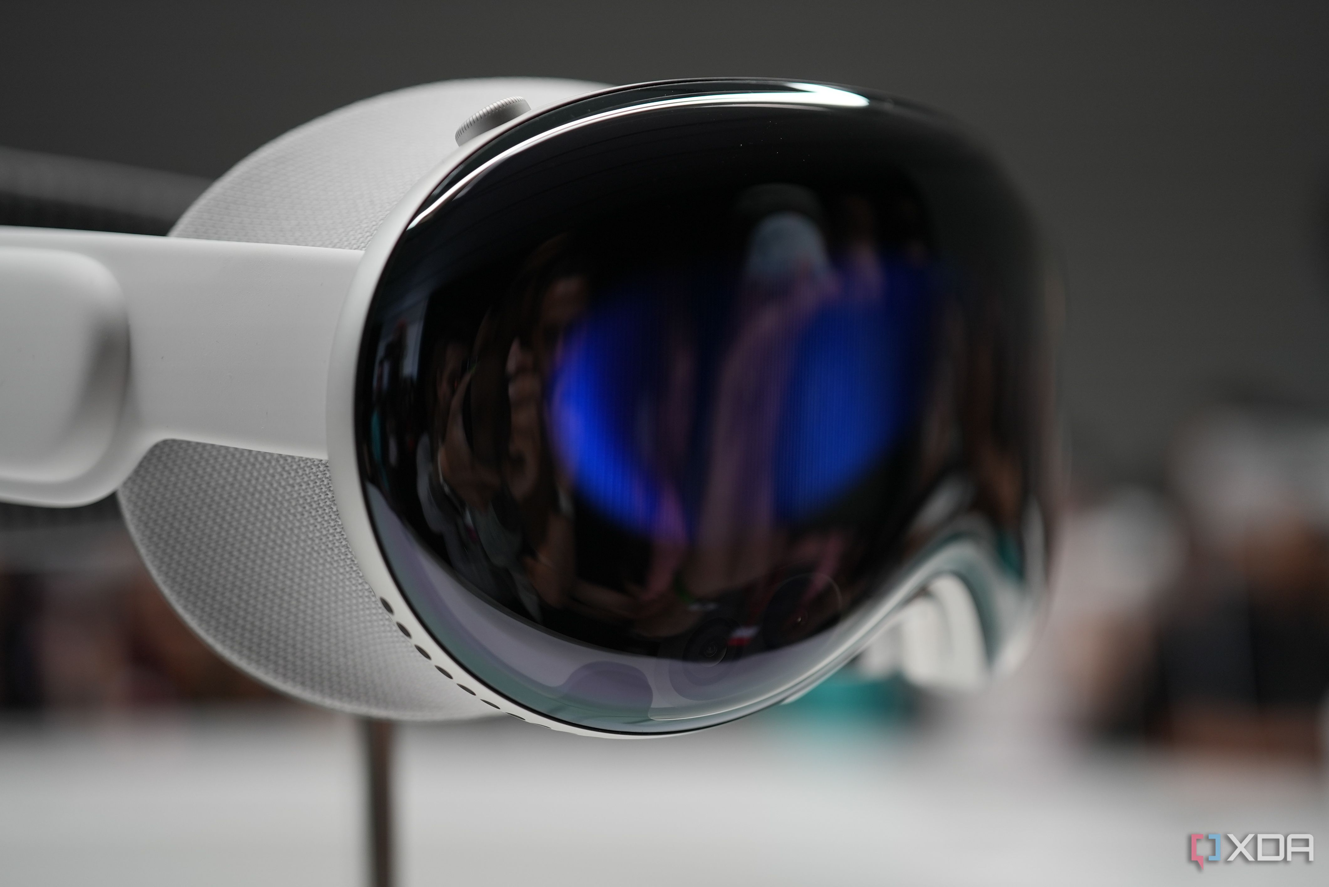 中古 VR Apple Vision Pro Apple Vision Pro - 1TB - New - Model Number - MQLA3LL/A
