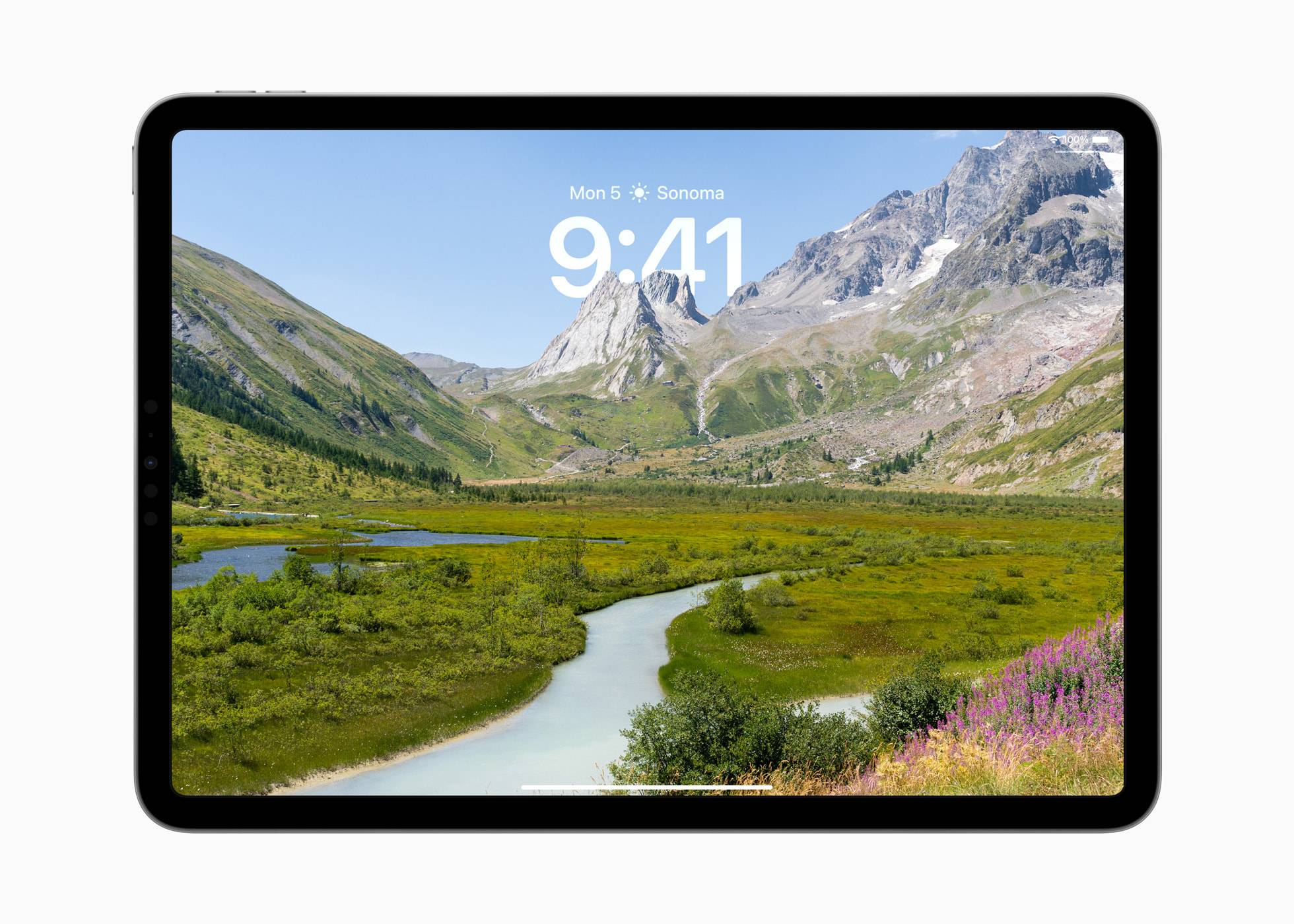 Apple-WWDC23-iPadOS-17-Lock-Screen-landscape-230605_big.jpg.large_2x