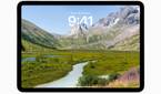 Apple-WWDC23-iPadOS-17-Lock-Screen-landscape-230605_big.jpg.large_2x