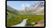 Apple-WWDC23-iPadOS-17-Lock-Screen-landscape-230605_big.jpg.large_2x