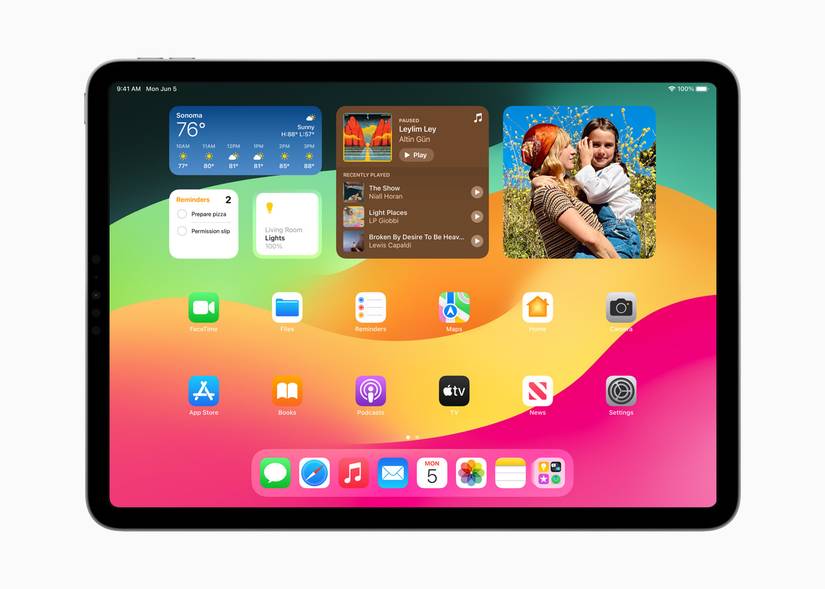 Widgets on iPadOS 17