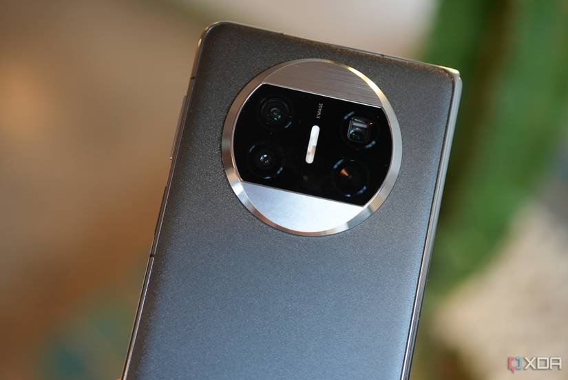 Mate X3 camera module