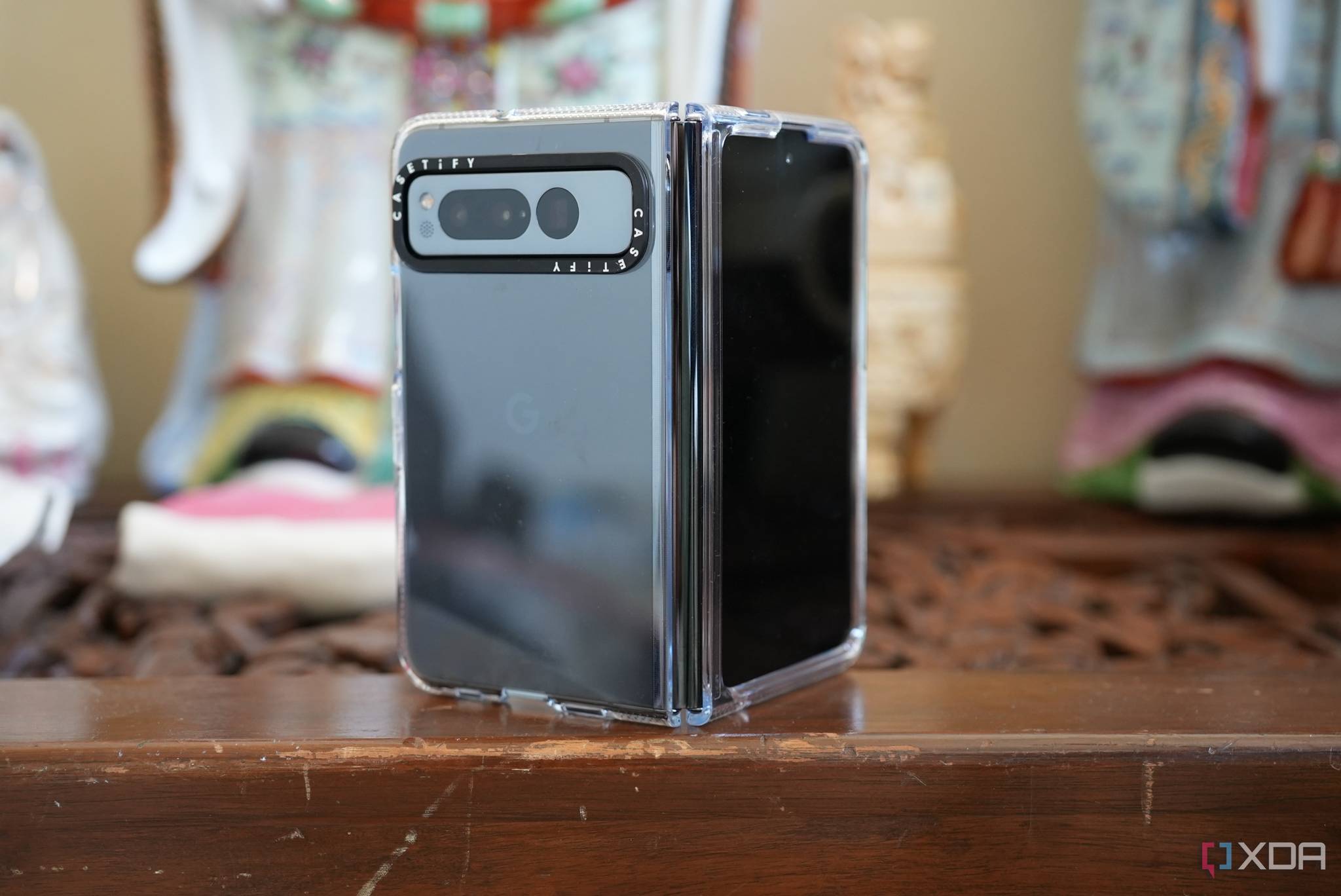The hinge is unprotected when device isn't fully opened.