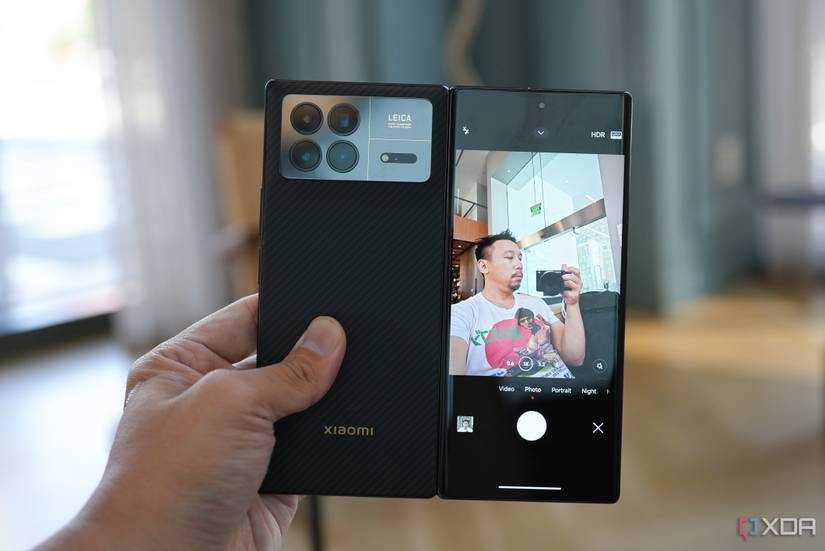 Mix Fold 3 cameras