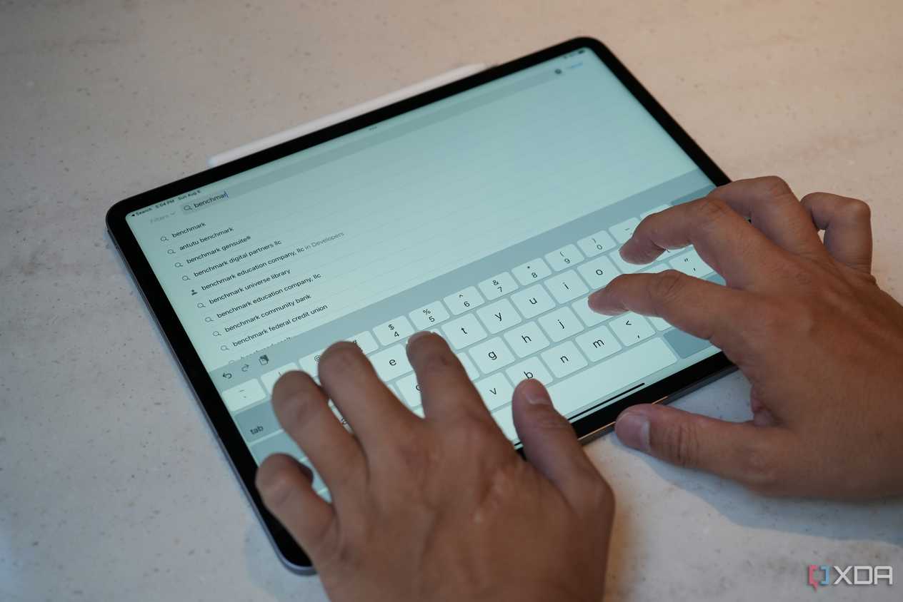 typing on the iPad Pro m2 virtual keyboard
