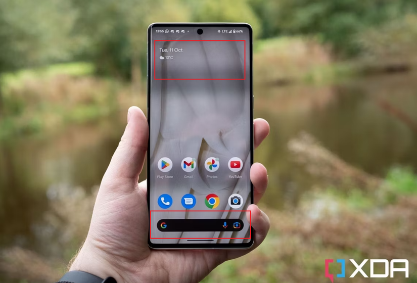 Pixel homescreen with two widgets you can't get rid of