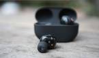 The Sony WF-1000XM5 earbuds.