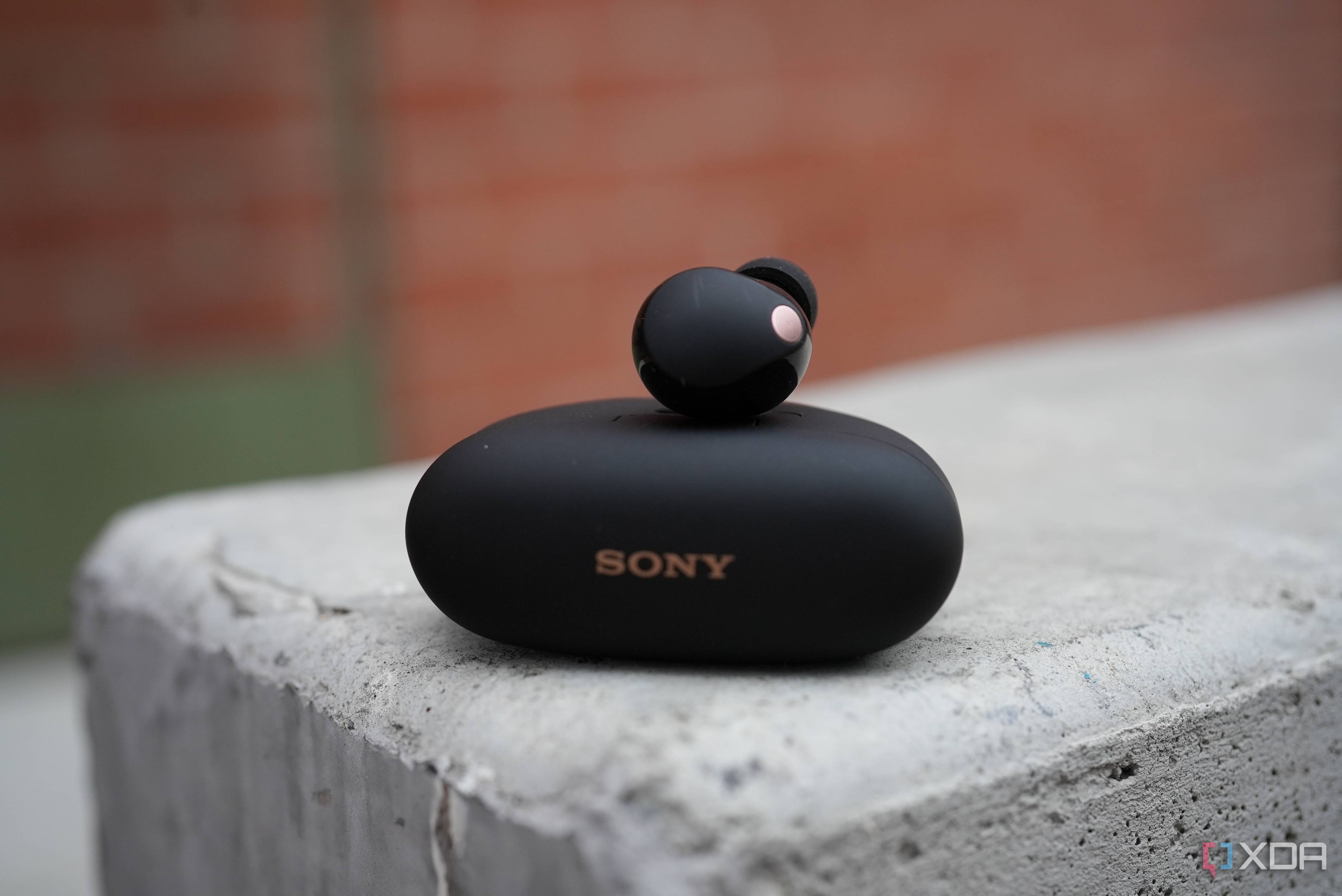 The Sony XM5 earbuds and case