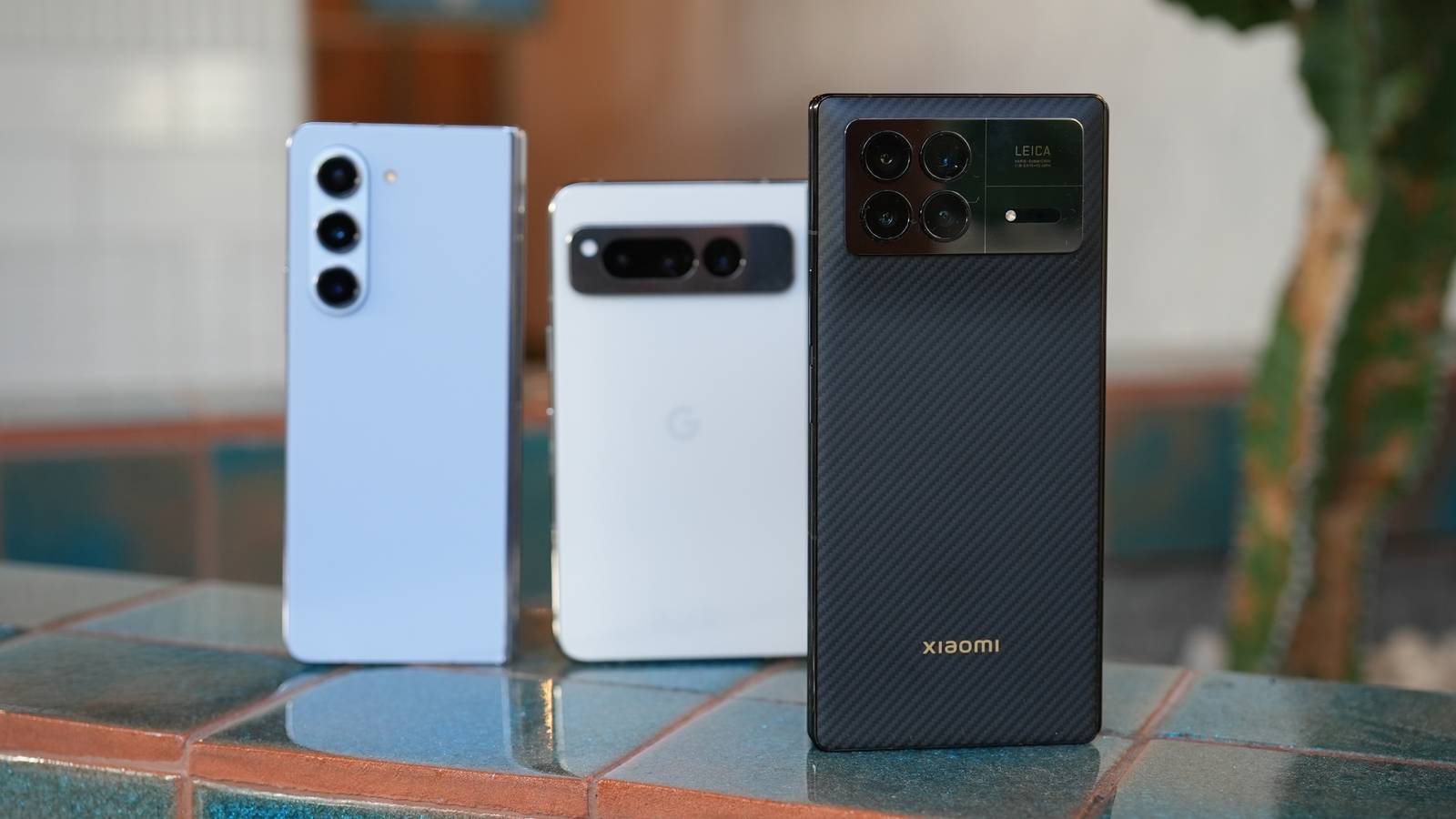 Xiaomi Mix Fold 3 (right) with the Fold 5 (left) and Pixel Fold (middle)