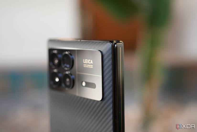 The Mix Fold 3's thin profile.