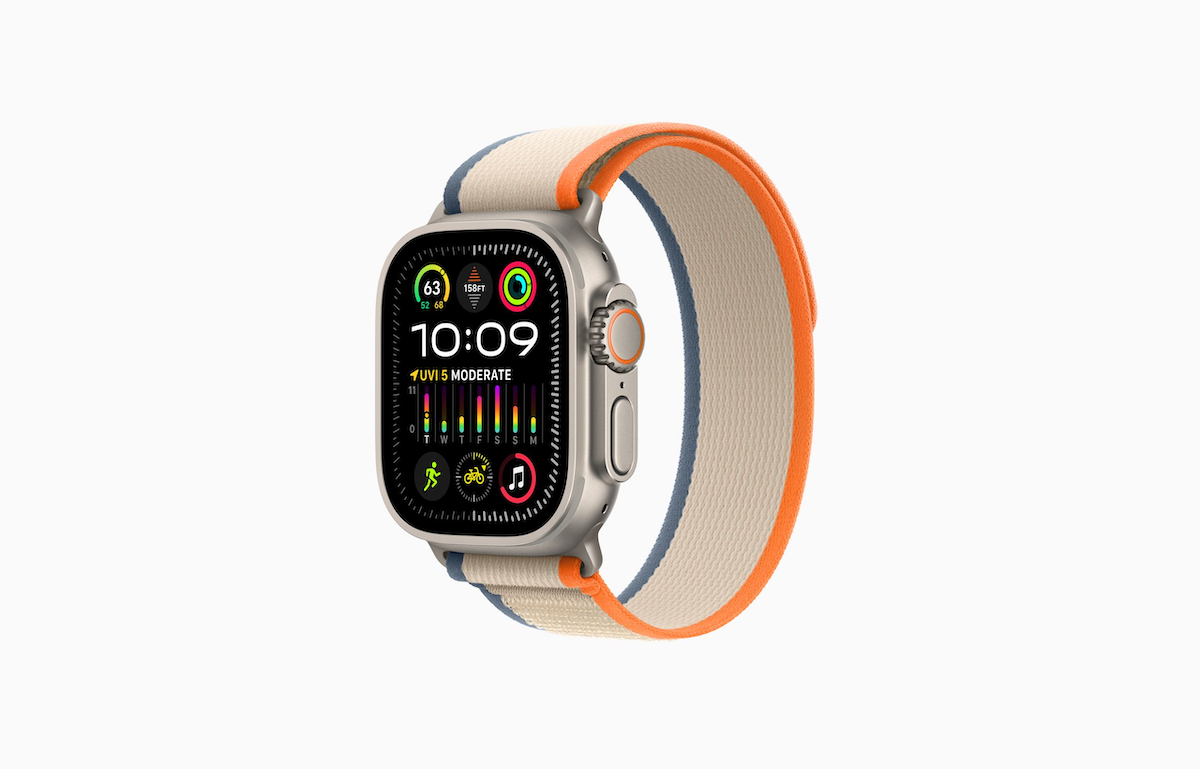 What colors does the Apple Watch Ultra come in? - Main Image