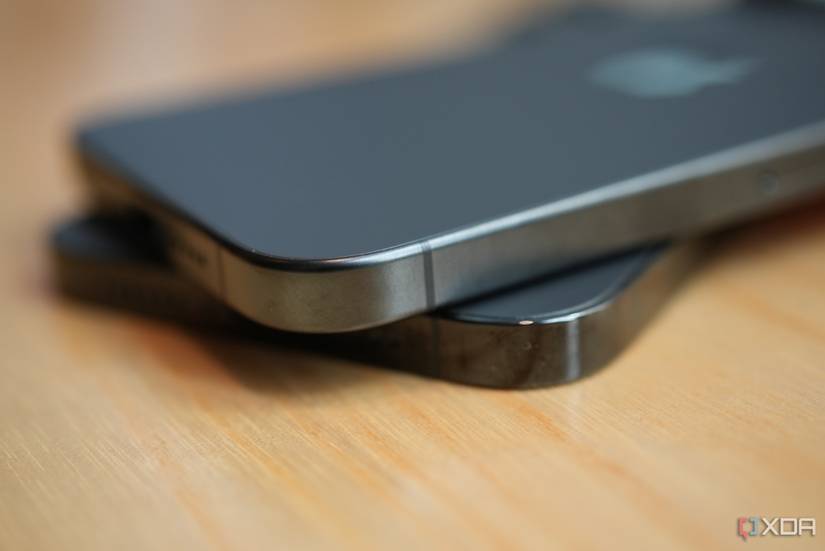 The edges of the iPhone 15 Pro Max (top) and iPhone 14 Pro Max (bottom). Notice the new model has softer, subtly rounded chamfered corners.