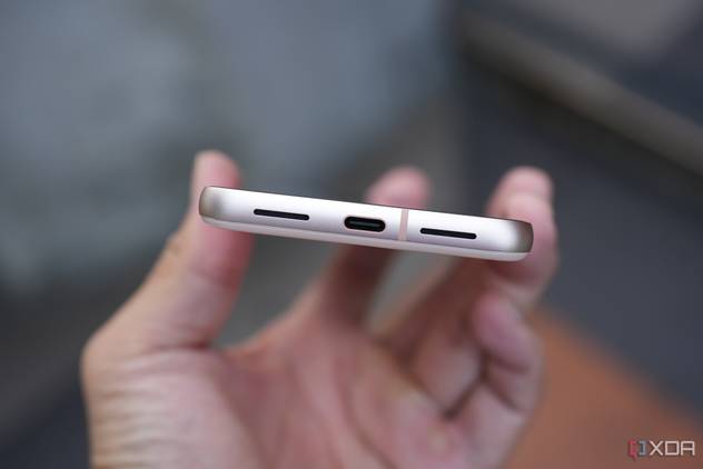 The bottom of the Pixel 8, showing off its charging port