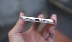 The bottom of the Pixel 8, showing off its charging port