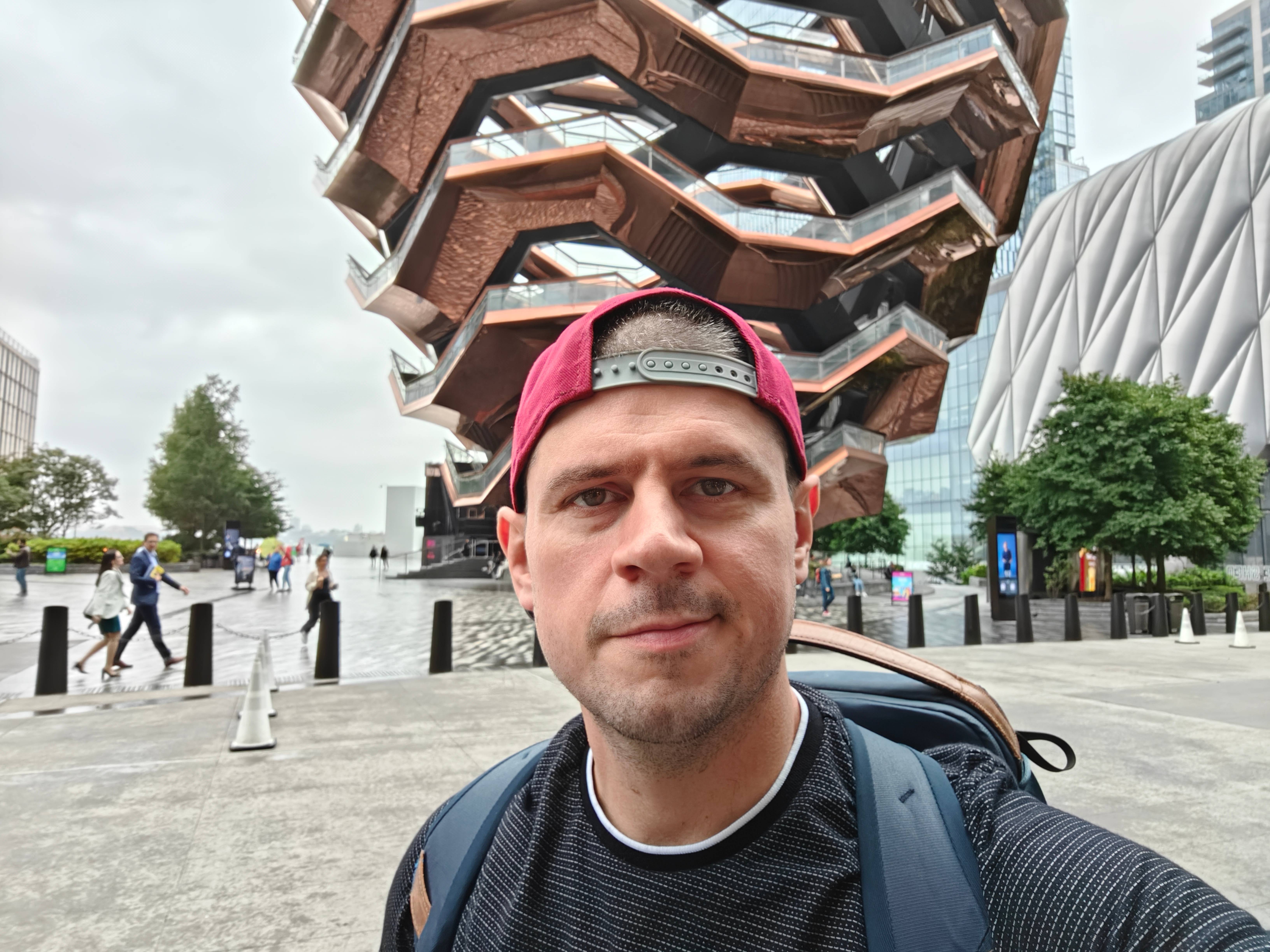 Selfie, main screen