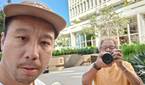 Selfie, outside screen