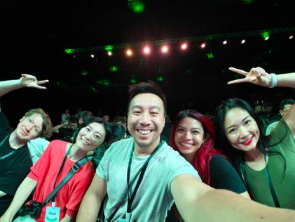 Selfie, main camera