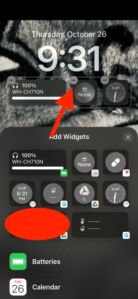 How to add widgets to iOS Lock Screen