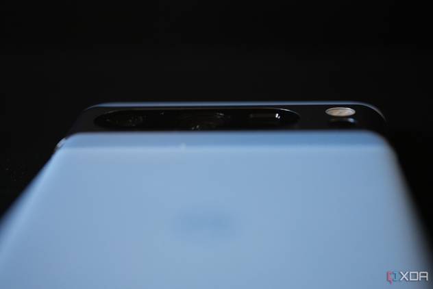Pixel 8 Pro camera visor while face down