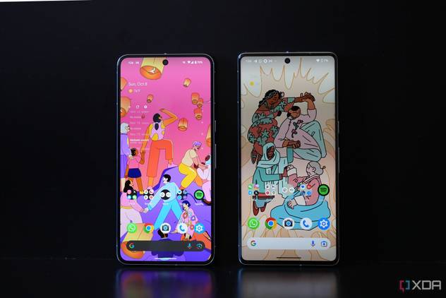 Pixel 8 Pro (left) and Pixel 7 Pro (right) screens