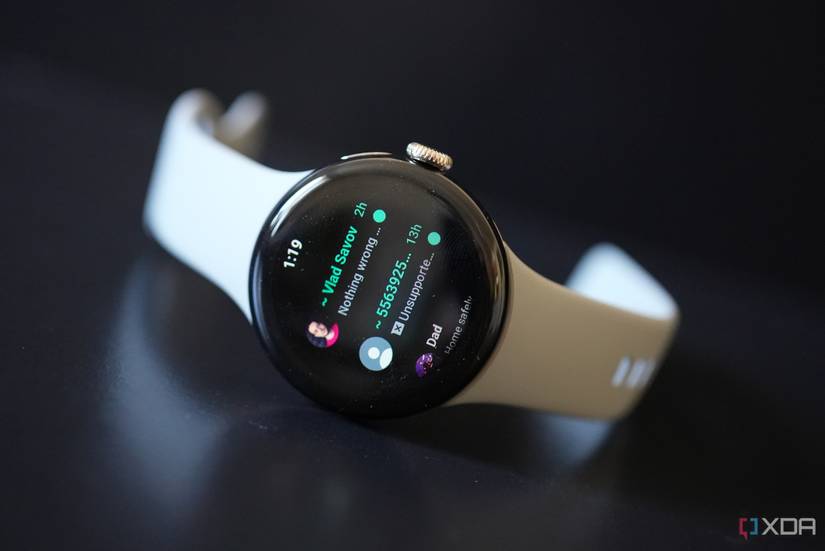 The Pixel Watch 2's WhatsApp screen