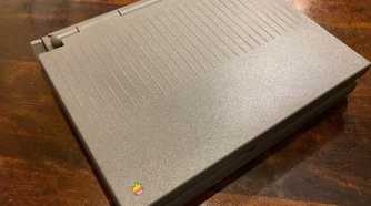 The PowerBook 170 closed on a desk
