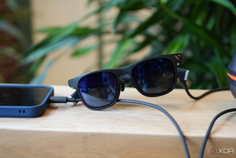 Electrochromic film darkens with press of a button on the Viture one
