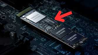 A render showing the internals of a Samsung 980 Pro SSD.