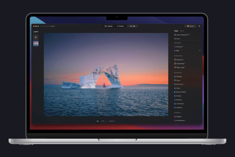 Luminar Neo showing a photo of the sea, along with a sidebar full of editing tools