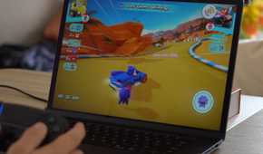Playing Sonic Racing on the MacBook Pro