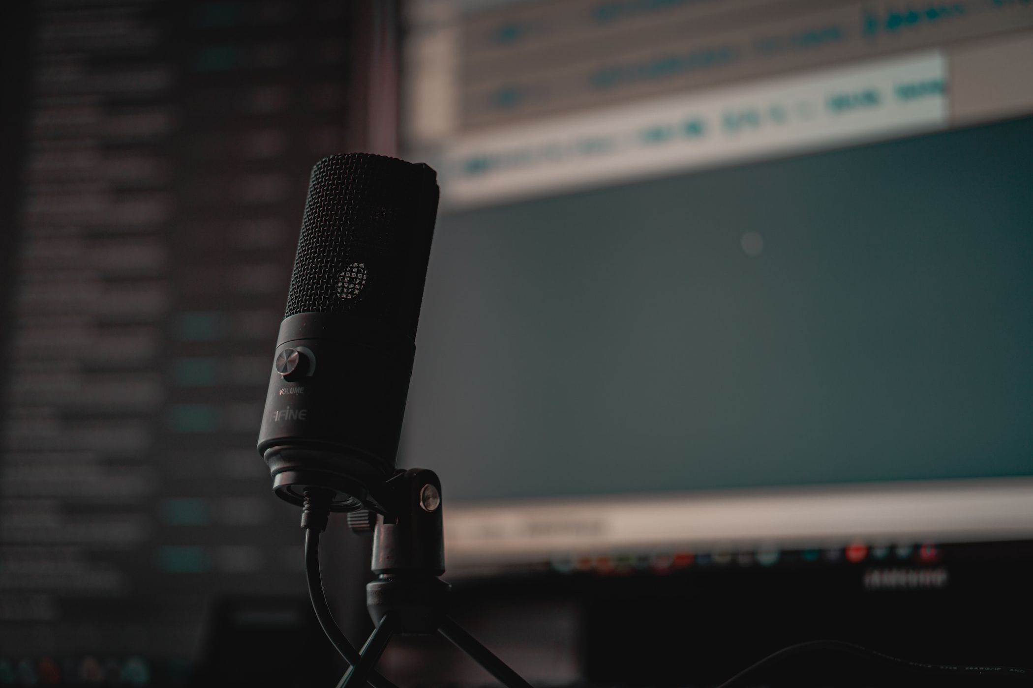 A microphone in front of Audacity