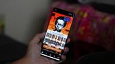 oneplus 12 in the hand showing Nas
