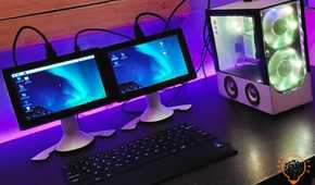 The dual screen Raspberry Pi PC
