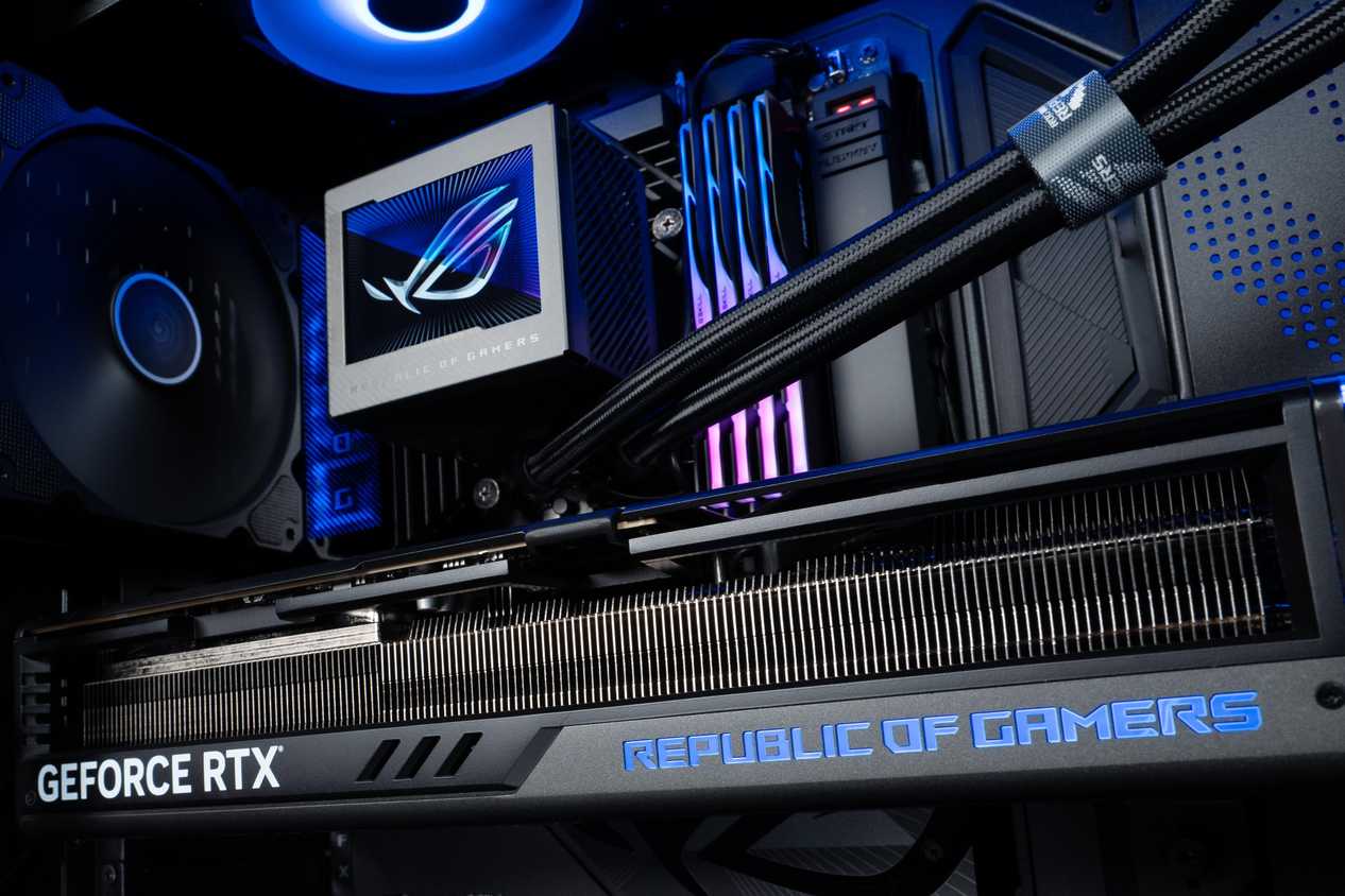 ROG Strix RTX 4090 BTF version