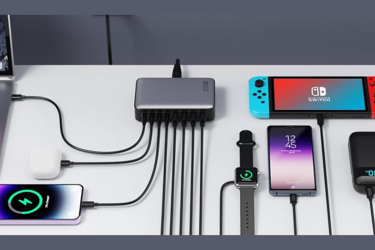 200W 8 port charging station plugged into many different devices