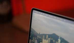 MacBook Air M3 bezels