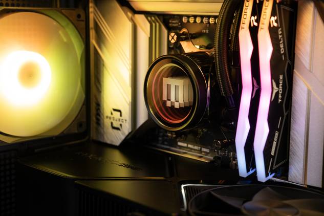 maingear-hidden-motherboard-cabling-pc-press-shot-close-yellow