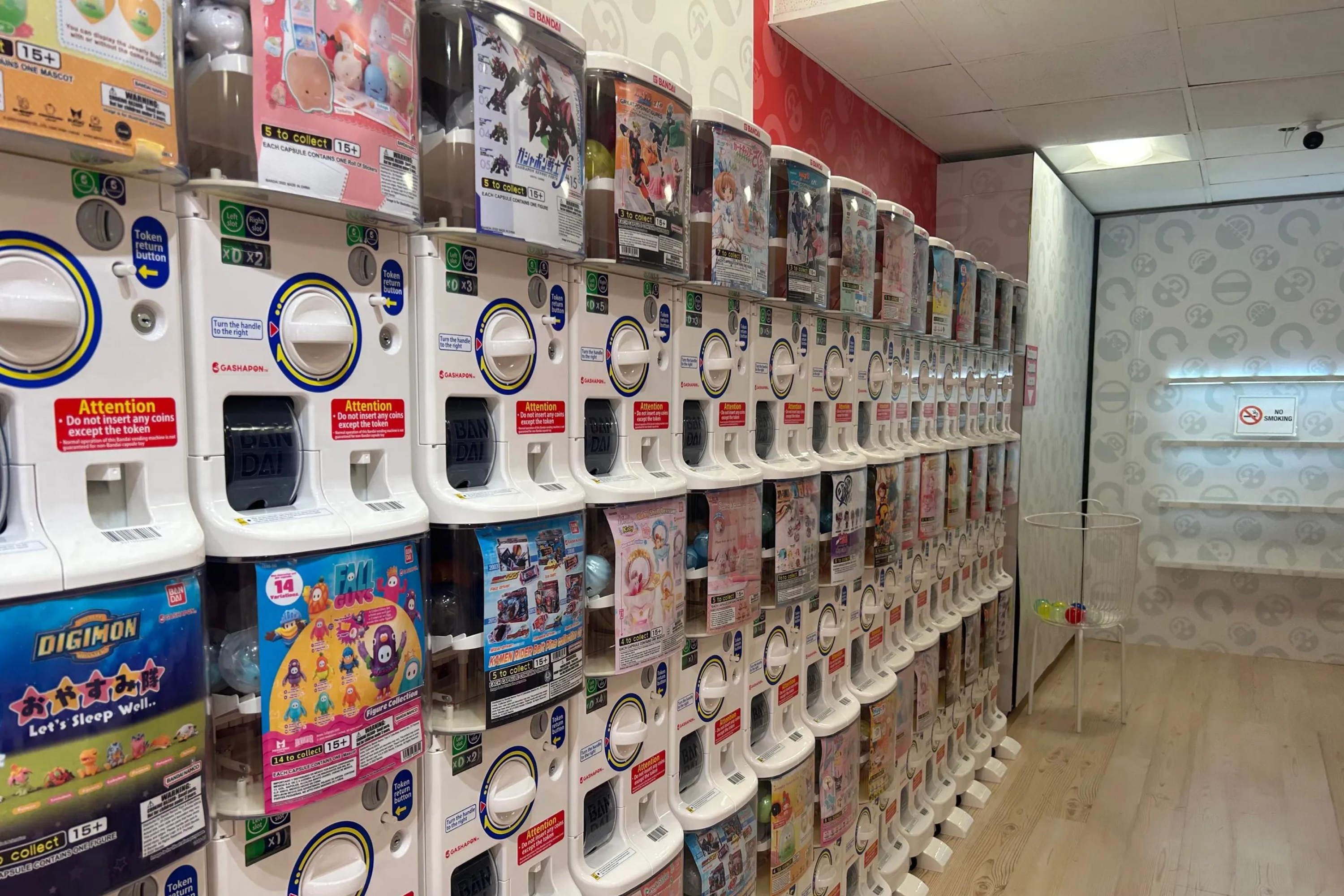 Intel Core i7-8700 CPU for just $3 thanks to gachapon machine