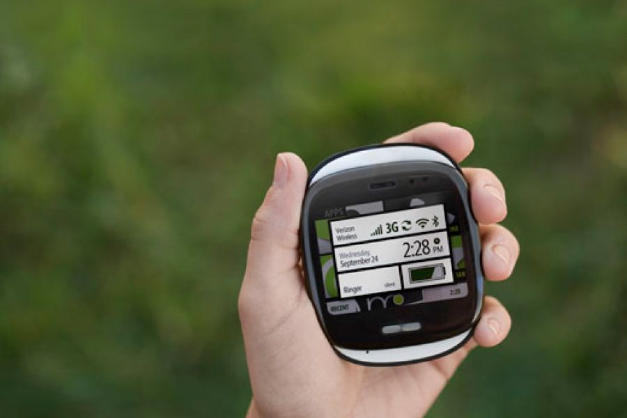 On this day 14 years ago, Microsoft unveiled its failed Kin phones