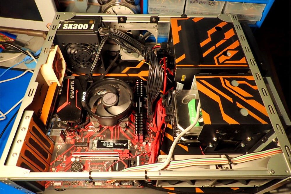 Sleeper PC build final look