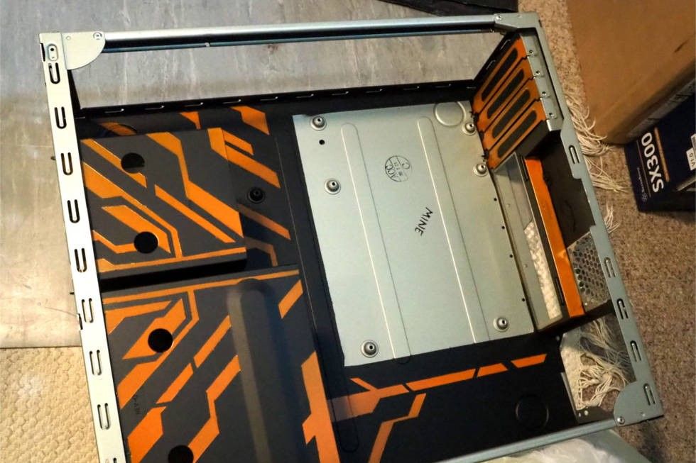 Sleeper PC case paint job