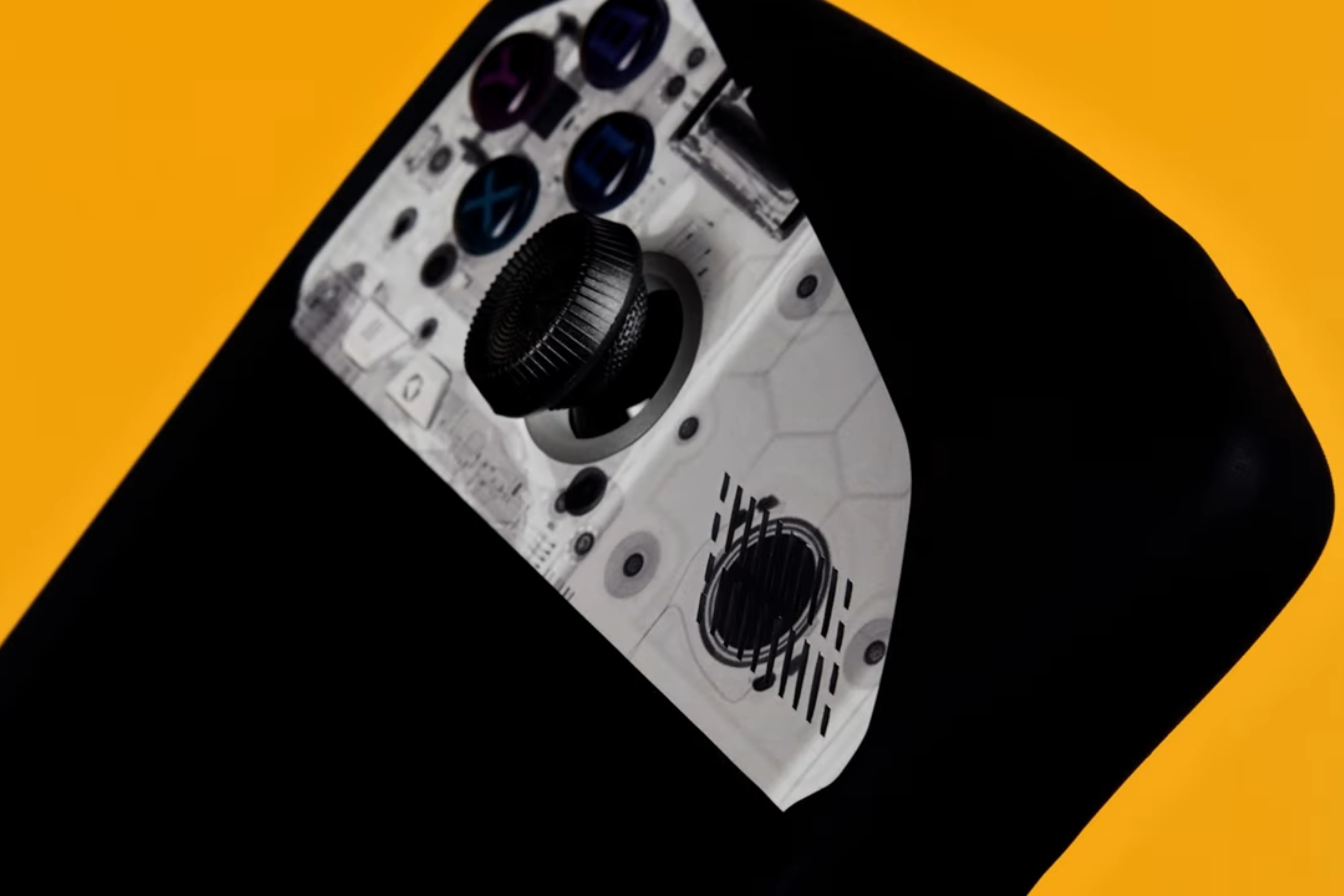 その他 dbrand ROG Ally X killswitch Dbrand is bringing the Killswitch to the ROG Ally X