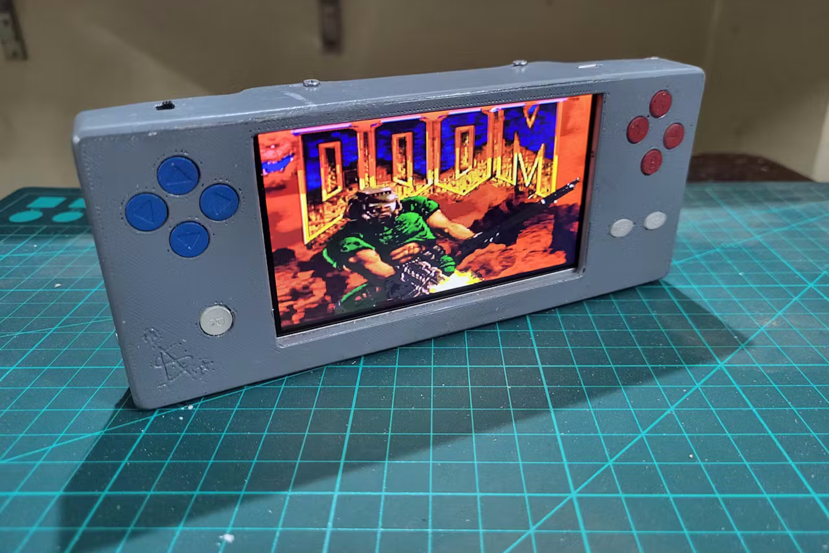 The portable console using a car monitor and a Raspberry Pi