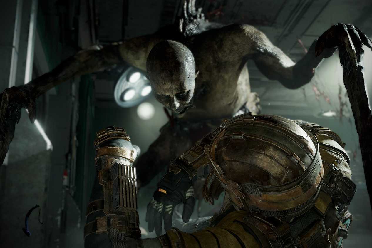 Screenshot from Dead Space 2023 showing a necromorph attacking Isaac