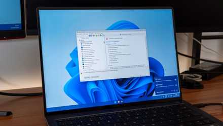 Essential applications in Windows 11