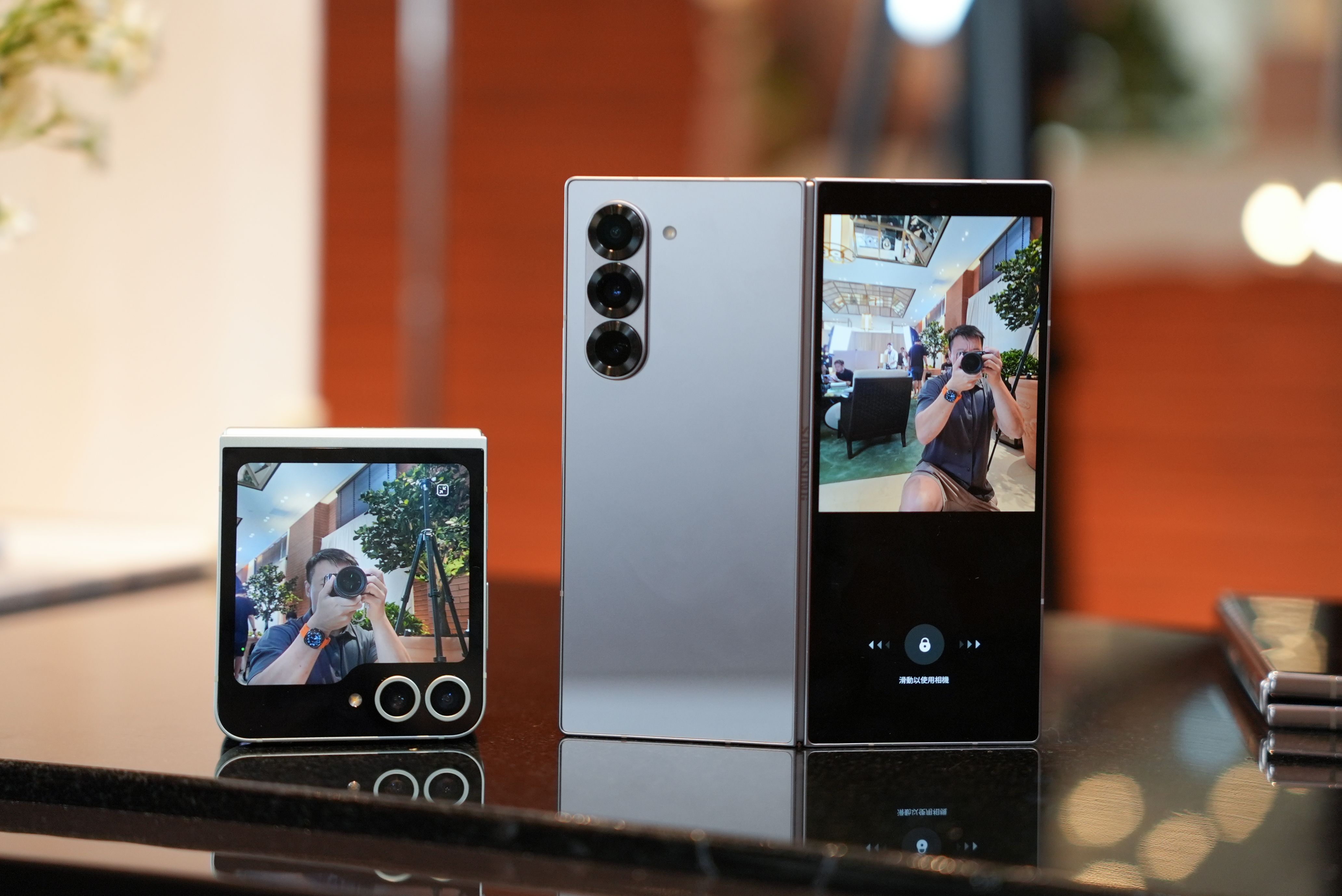 専用　hazu galaxy flip 6 Samsung Galaxy Z Flip 6 Review: Refined Evolution Not