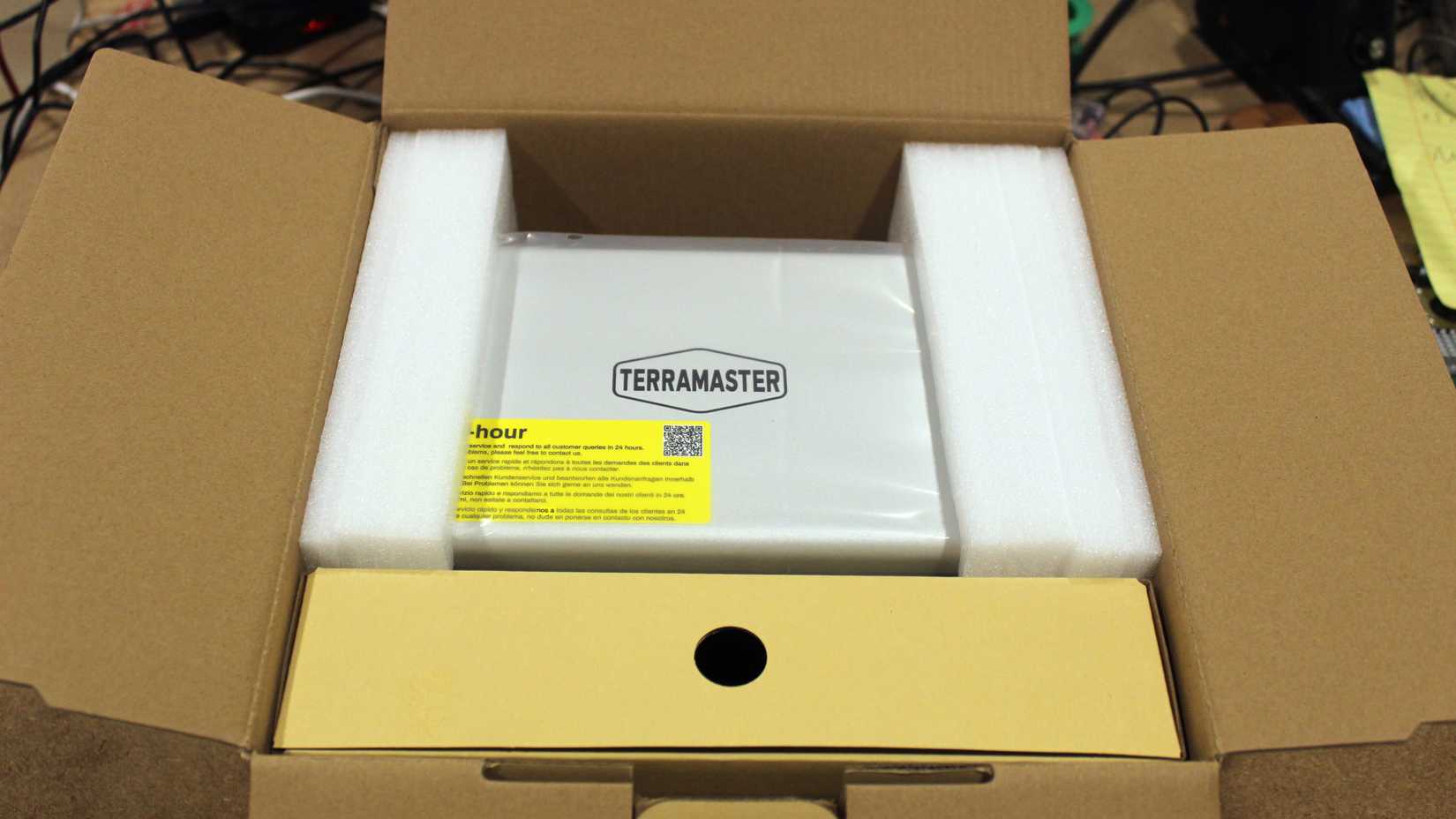 TerraMaster F2-423 in box