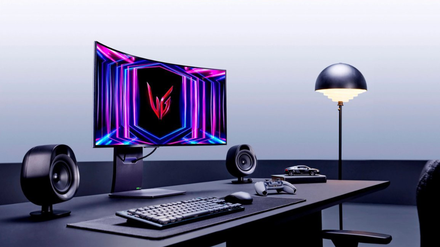 LG UltraGear 34" OLED Curved WQHD 240Hz 0.03ms FreeSync and NVIDIA G-SYNC Compatible Gaming Monitor